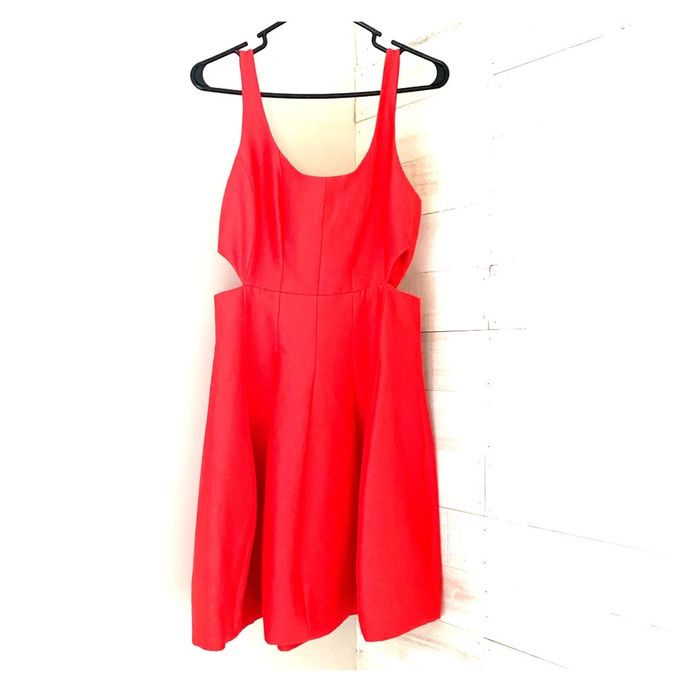 Halston dress with cut out on side